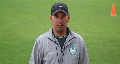 القروني: لم نكن نستحق الخسارة وكل الظروف كانت ضدنا